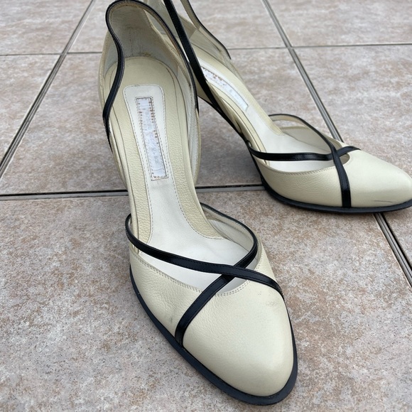 Narcisco Rodriguez White & Black Heels - Picture 6 of 13